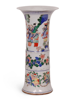 MULTICOLORED CHINOISERIE BEAKER VASE WITH FIGURAL DESIGN