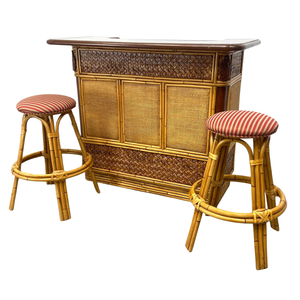 MID CENTURY MODERN WOVEN RATTAN AND BAMBOO BAR WITH TWO  BAR STOOLS