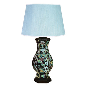 SINGLE BLACK CHINOISERIE DECORATED TABLE LAMP