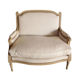 CARVED LOUIS XVI STYLE CREAM SETTEE