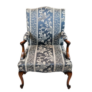 GEORGE III MAHOGANY ARMCHAIR IN CHINOISERIE BLUE DAMASK FABRIC