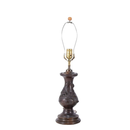 SMALL CARVED WOOD CHINOISERIE LAMP