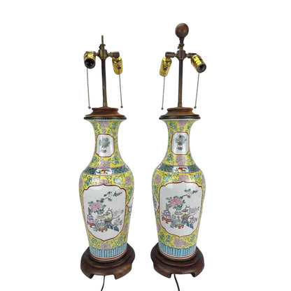PAIR OF CHINESE FAMILLE ROSE CHINOISERIE PORCELAIN TABLE LAMPS