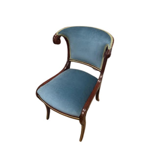 REGENCY STYLE BLUE VELVET UPHOLSTERED MAHOGANY SIDE CHAIR