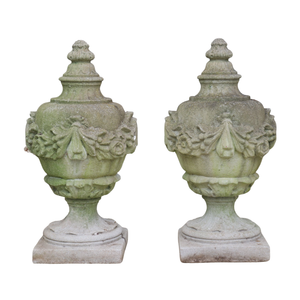 PAIR OF STONE GARDEN FINIALS