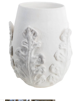 WHITE SHORT ACANTHUS LEAF VASE