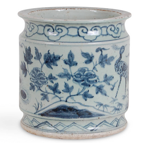 BLUE AND WHITE PEACOCK CACHEPOT