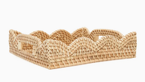 WOVEN SCALLOPED RATTAN SERVING TRAY
